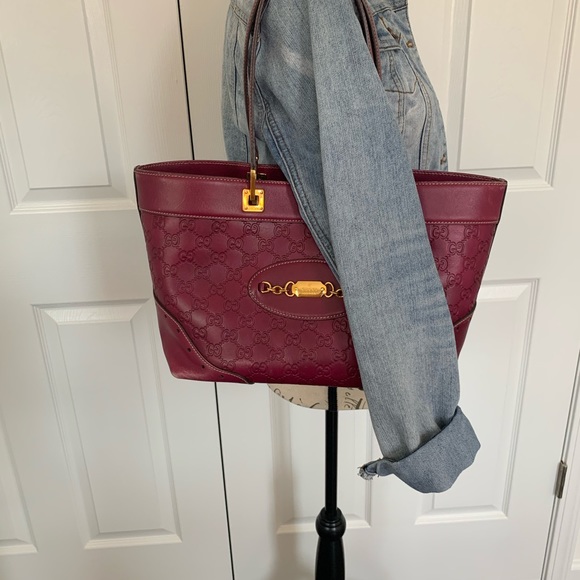 Authentic Gucci Purse - Picture 12 of 13
